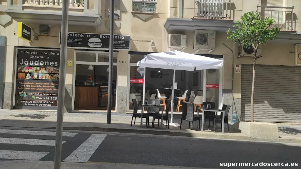 Cafetería bocateria jaudenes