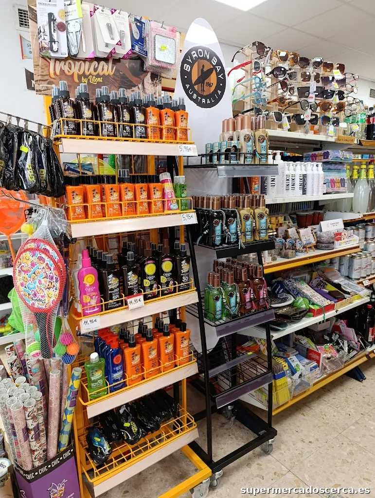 Supermarket Sahara Sunset Hotel