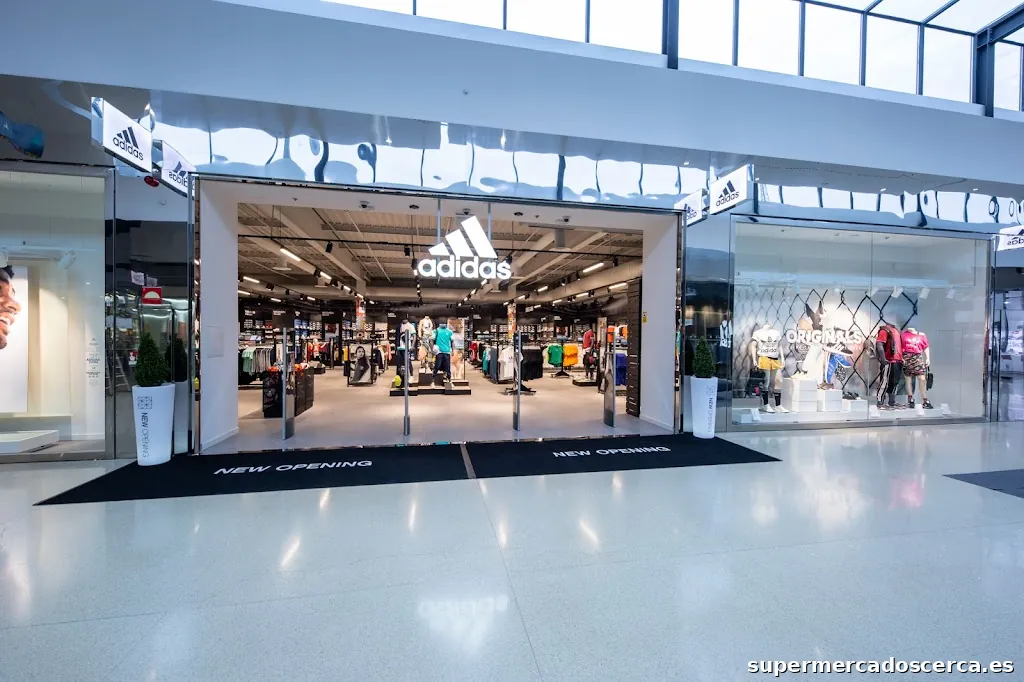 adidas Outlet Store La Coruña