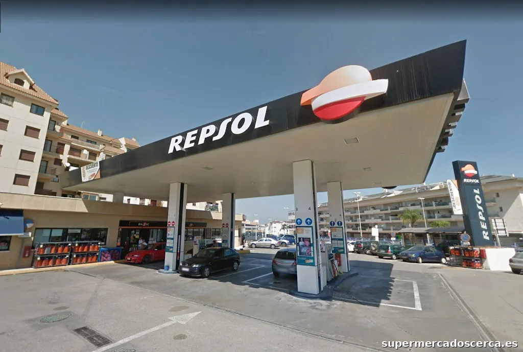 Estación de Servicio Repsol Sabinillas