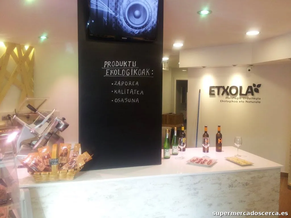 Etxola Harategia Urdaitegia Carnicería