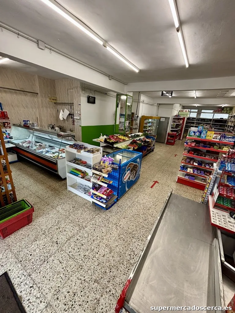 Supermercado Carlos V .Laredo.