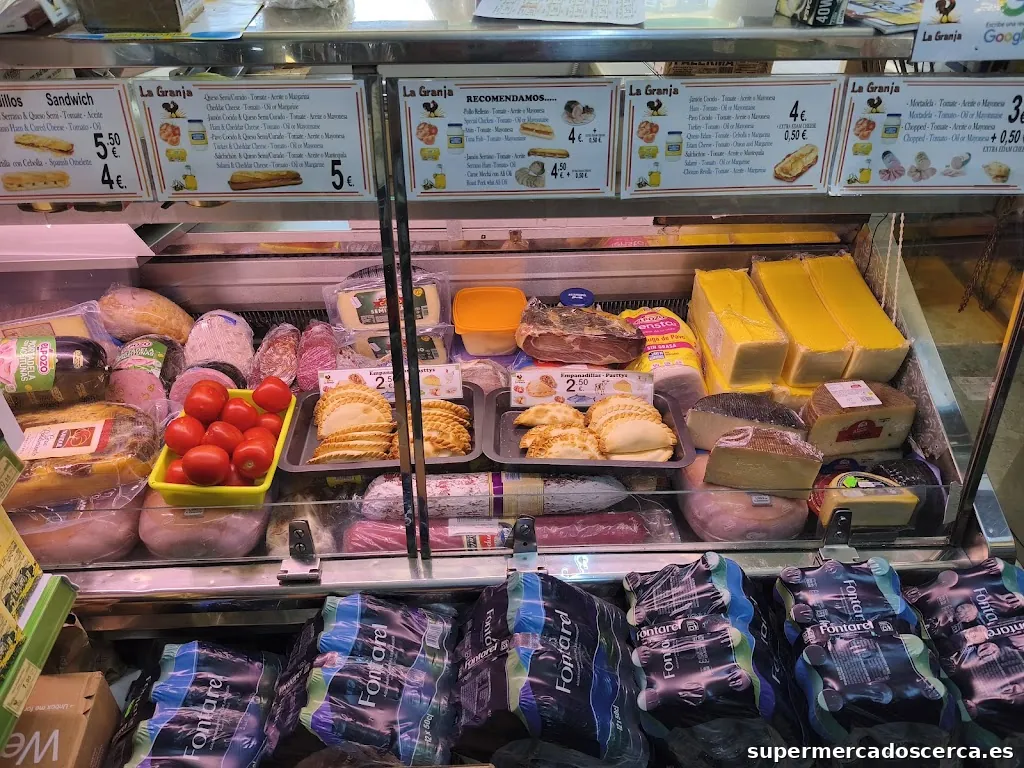 Supermercado Rent a Car La Granja, Montemar