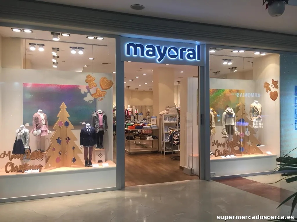 Mayoral - Tienda de Ropa Infantil y para Bebés