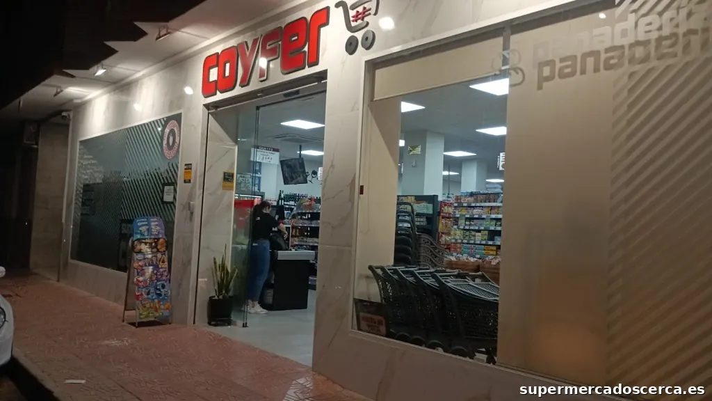 Supermercado COYFER (La Isla).
