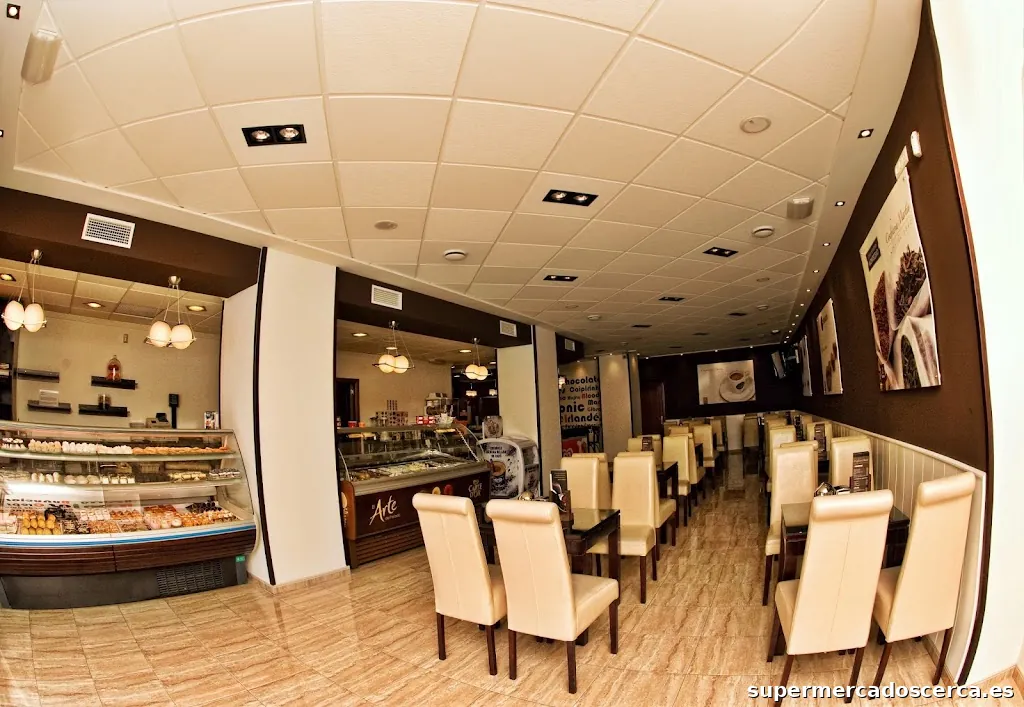 CONFITERÍA MARTÍN — DESDE 1962