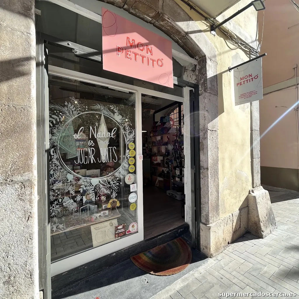 Mon Pettit Ó, Juguetes respetuosos, sostenibles y sin género.Juego libre y talleres creativos, Vilanova i La Geltrú