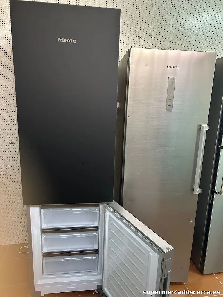 ELECTRO OUTLET PATERNA