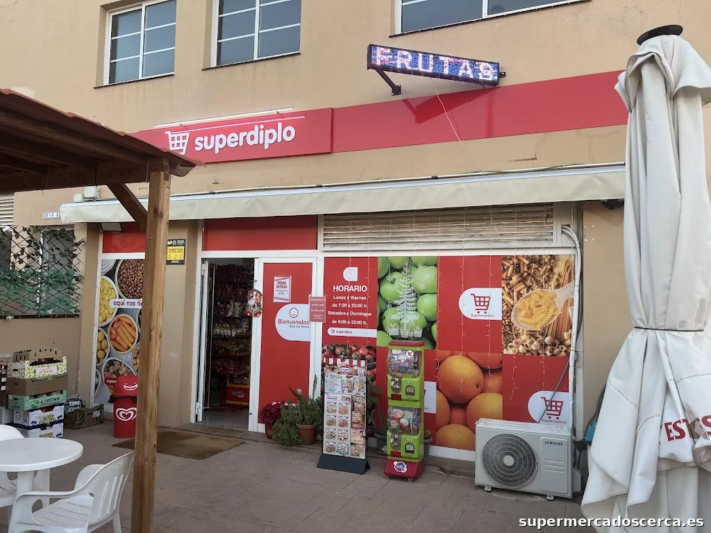 SUPERDIPLO LLANO DEL CAMELLO